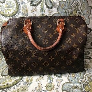 Louis Vuitton Speedy 30